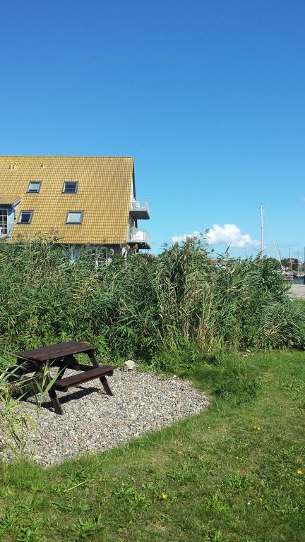 Hotel- & Ferienanlage Kapitaens-Haeuser Breege Exterior photo